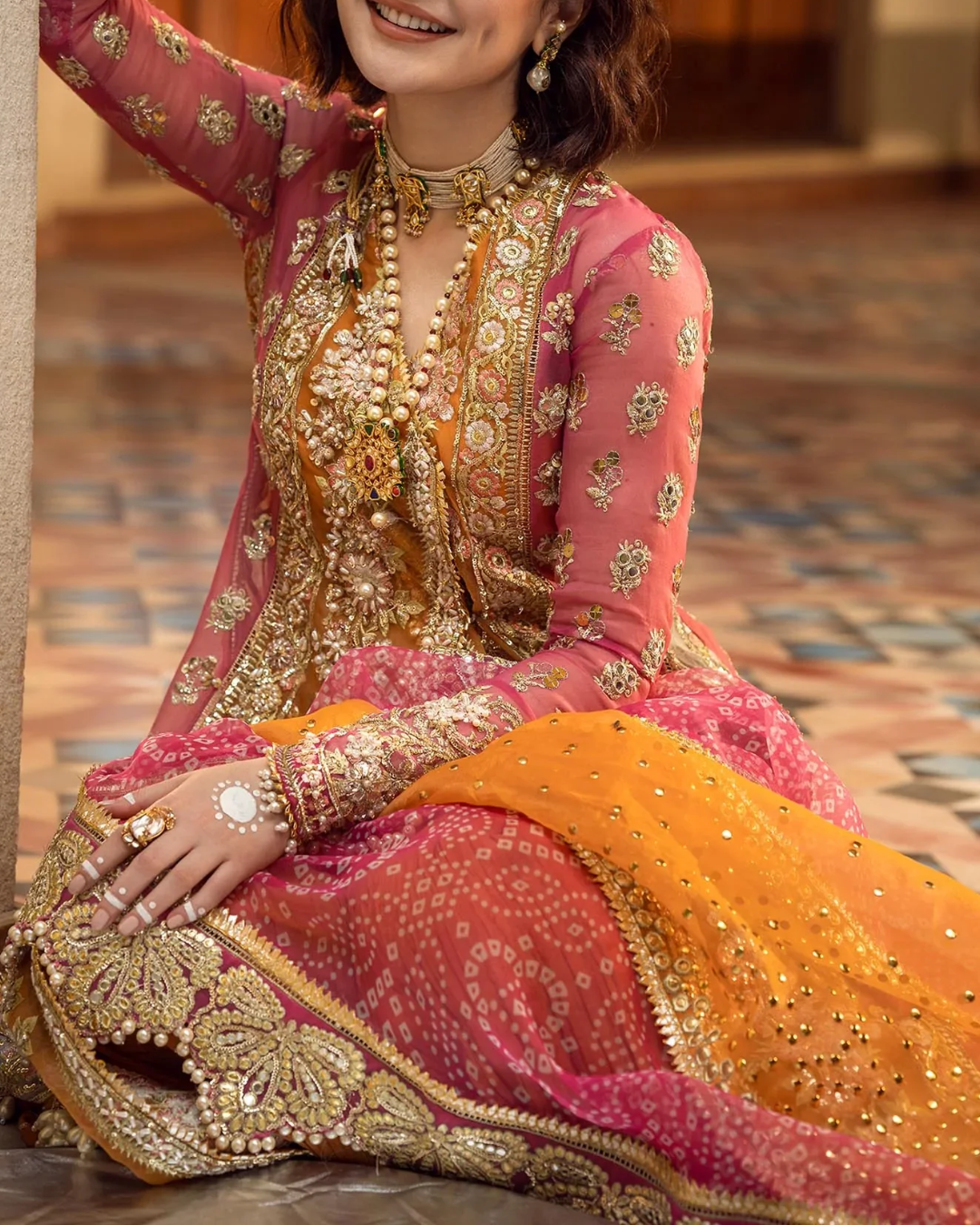 Mehndi Galore - LK 60